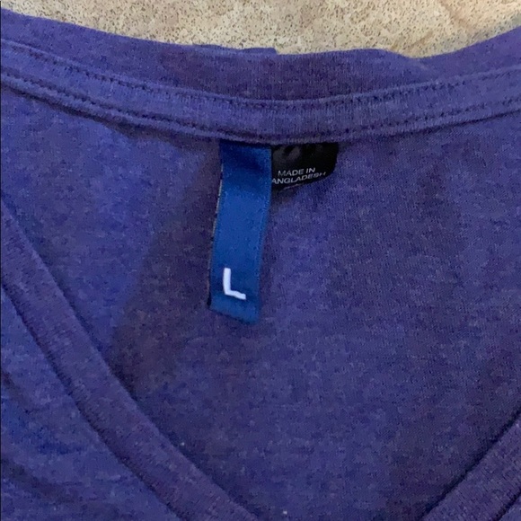 V-Neck - Picture 2 of 2